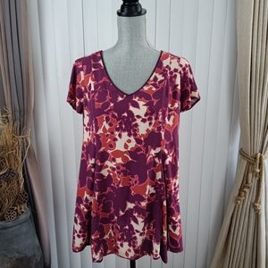 Jessica Simpson Maternity Top.